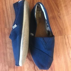 Women’s Blue Toms size 10